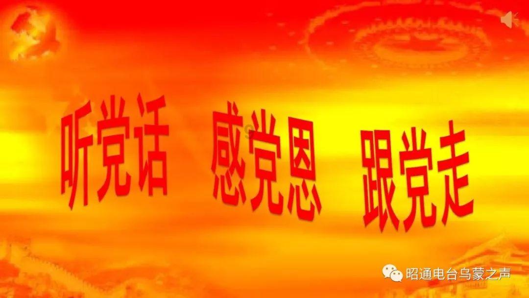 动漫少女DIY冰淇淋